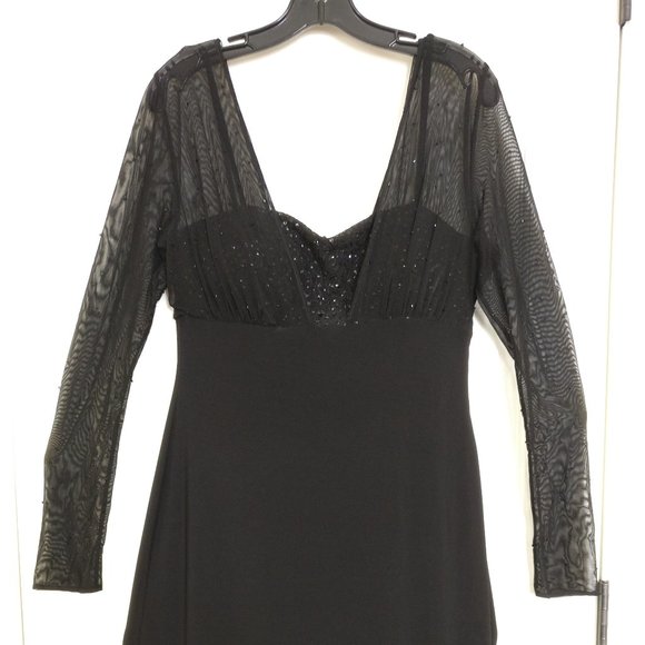 Black distinguished gala dress - Picture 2 of 3